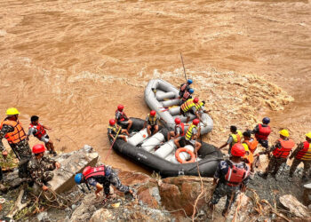 सिमलताल बस दुर्घटना : गैँडाकोटमा भेटिएको दुई शवको पहिचान