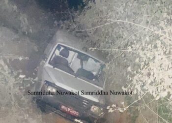 नुवाकोटको बट्टारमा एम्बुलेन्स दुर्घटना