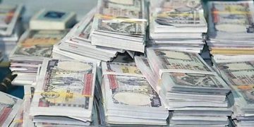 रेमिट्यान्स बढेको बढ्यै, वैशाखसम्म भित्रियो सवा १९ खर्ब